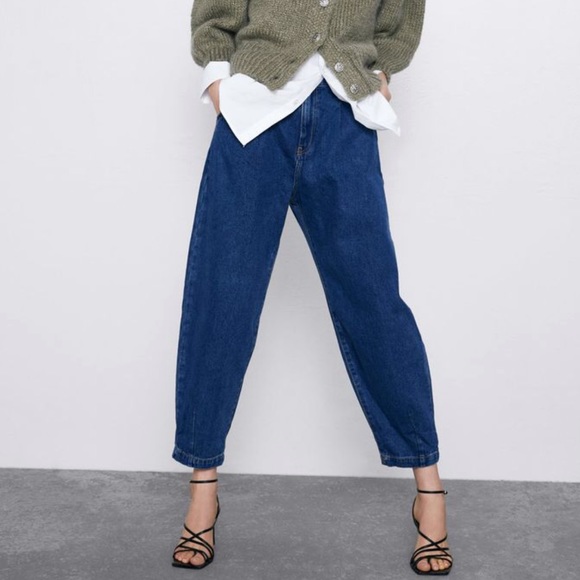 Zara Denim - Zara High Rise Slouchy Jeans Size 6